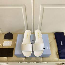 Picture of Prada Slippers _SKUPradasz35-40Y0505136